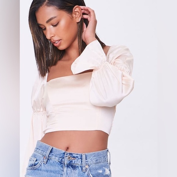 Size Small NWT Beige Champagne Peasant Long Sleeve Woven Crop top Forever 21 - Picture 2 of 9